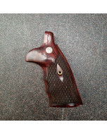 S&W Guance in Legno N Square Rosewood Spanish Diamond Checkered with Silver Medallions